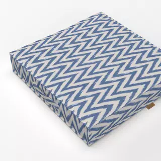 Bodenkissen Zigzag Ikat Blue